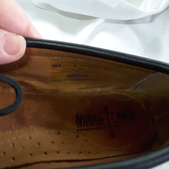 Minnetonka Leopard Moccasins - Picture 3 of 5